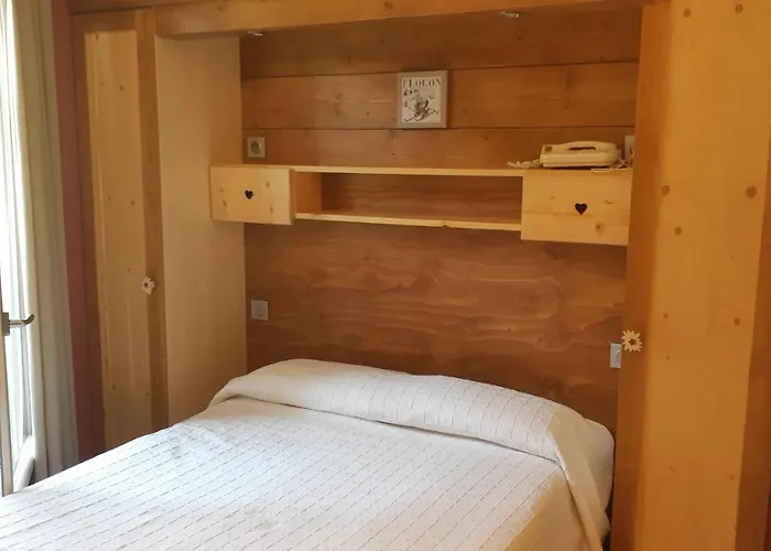 - Restaurant - Bar - Le Sapin Fleuri 3*