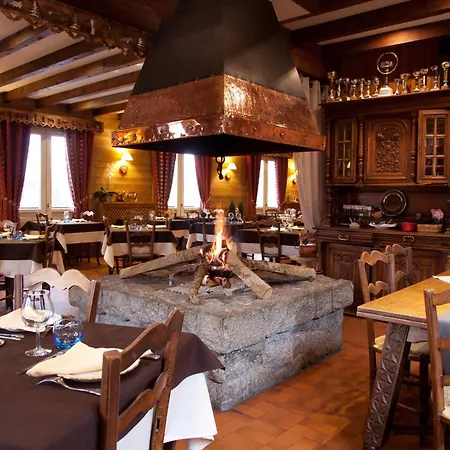 - Restaurant - Bar - Le Sapin Fleuri